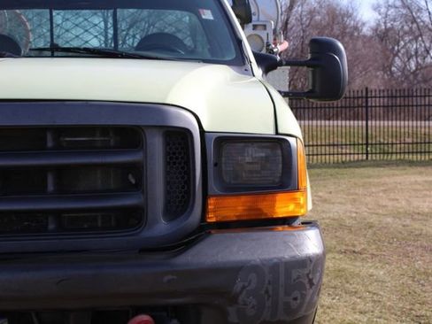 Used 2000 Ford F450 4x4 Regular Cab Super Duty image 10