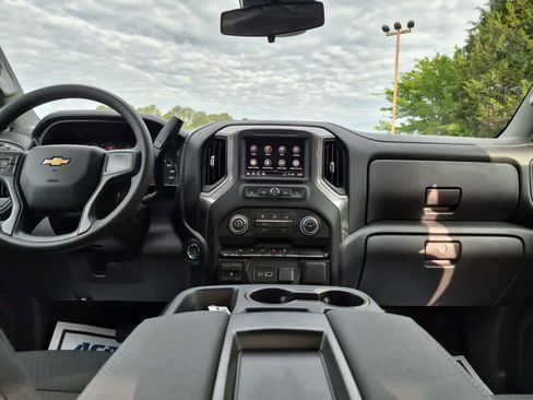 New 2026 Chevrolet Silverado 1500 Custom AWD/4WD image 37