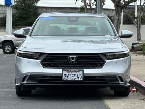 Used 2025 Honda Accord EX-L image 8