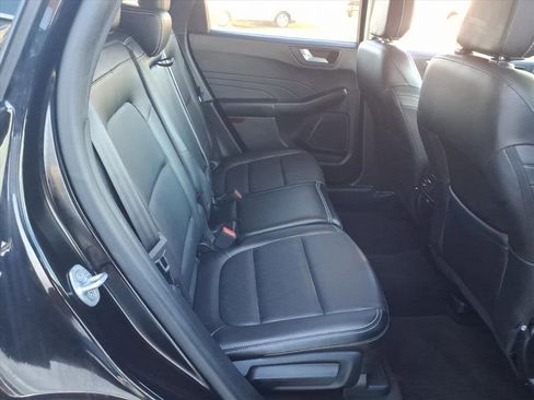 Used 2022 Ford Escape Titanium image 24