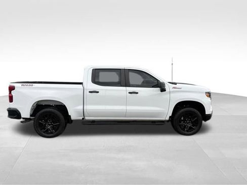 Used 2024 Chevrolet Silverado 1500 Custom Trail Boss image 9