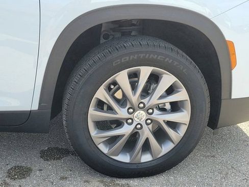 Used 2026 Buick Enclave Preferred w/ Power Package FWD image 13