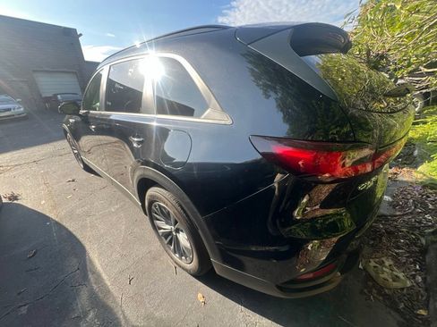 Used 2025 MAZDA CX-70 3.3 Turbo w/ Preferred Package AWD/4WD image 5