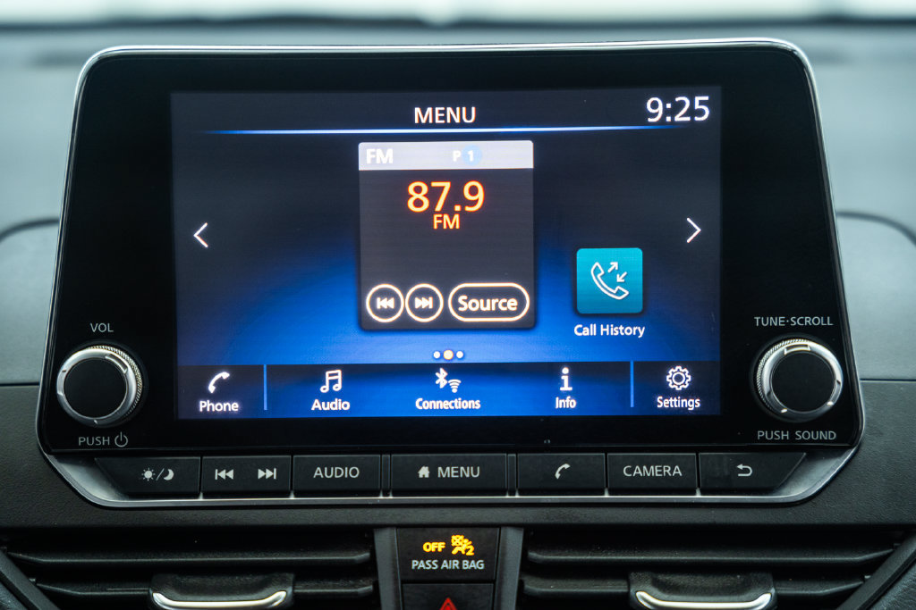 Used 2022 Nissan Altima 2.5 SV w/ SV Premium Package AWD/4WD image 23