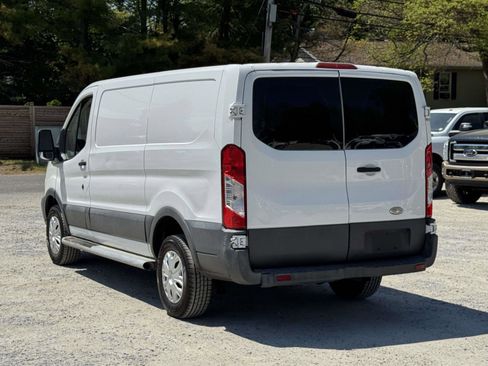 Used 2015 Ford Transit 250 130 Low Roof w/ Exterior Upgrade Package RWD image 7