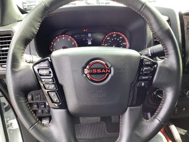 Used 2023 Nissan Frontier PRO-4X w/ Pro-4X Premium Package AWD/4WD image 11