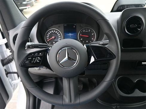 New 2026 Mercedes-Benz Sprinter 2500 image 11