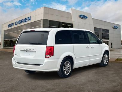 Used 2017 Dodge Grand Caravan SE