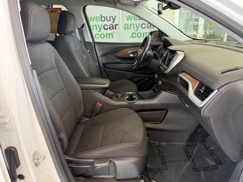 Used 2020 GMC Terrain SLE FWD image 21