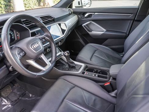 Used 2023 Audi Q3 2.0T Premium Plus w/ Premium Plus Package AWD/4WD image 19