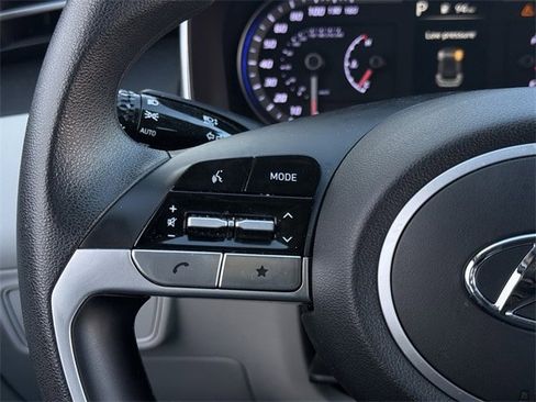 Used 2024 Hyundai Tucson SE image 11