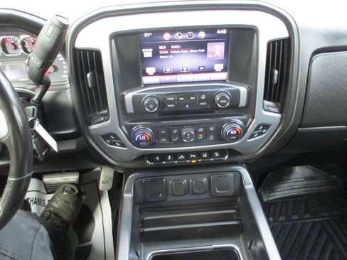 Used 2015 GMC Sierra 1500 SLT w/ SLT Crew Cab Value Package image 10