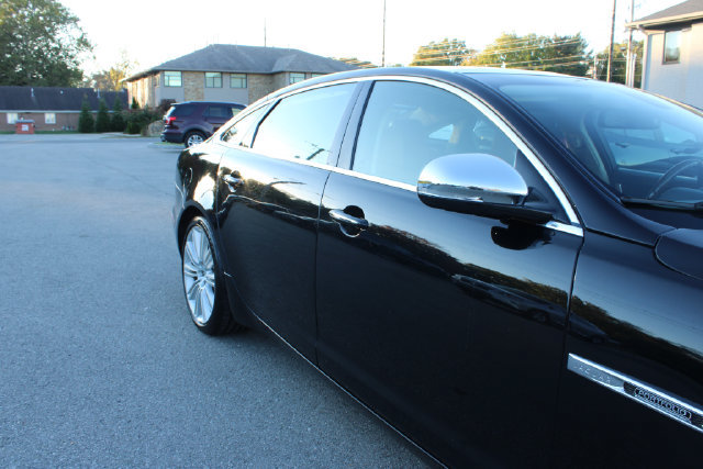 Used 2012 Jaguar XJ L RWD image 45
