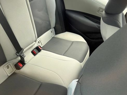 Used 2026 Toyota Corolla LE FWD image 8