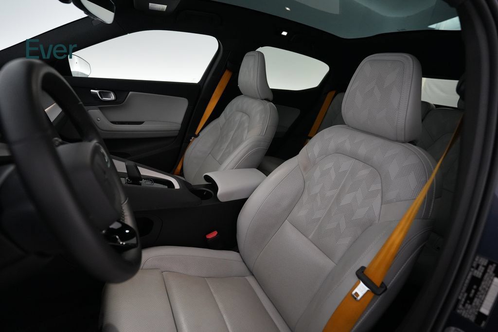 Used 2023 Polestar Polestar 2 w/ Pilot Pack AWD/4WD image 4