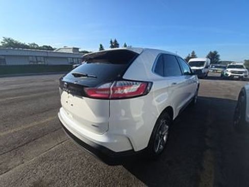 Used 2023 Ford Edge SEL w/ Convenience Package AWD/4WD image 4