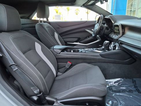 Used 2023 Chevrolet Camaro LT w/ Technology Package RWD image 27