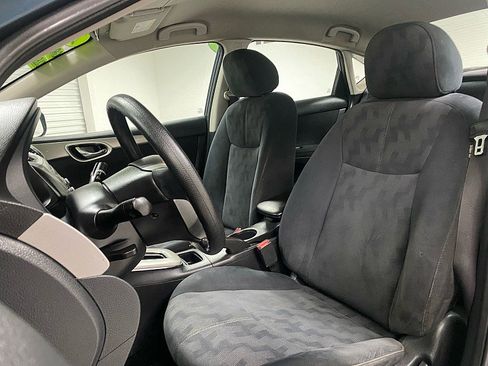 Used 2013 Nissan Sentra SV image 9
