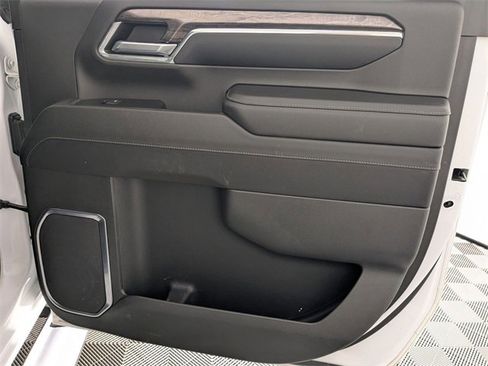 Certified 2024 Chevrolet Silverado 2500 LTZ w/ LTZ Plus Package image 33