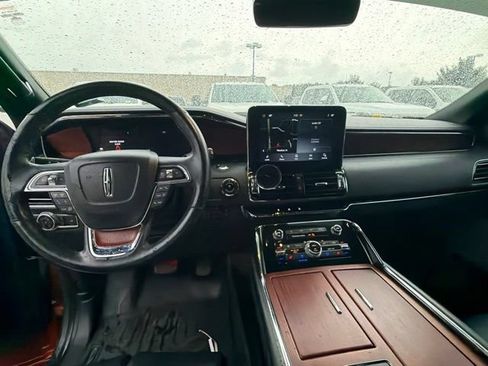 Used 2020 Lincoln Navigator Reserve w/ Luxury Package AWD/4WD image 20