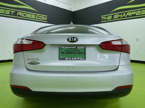 Used 2015 Kia Forte LX w/ Popular Package image 8