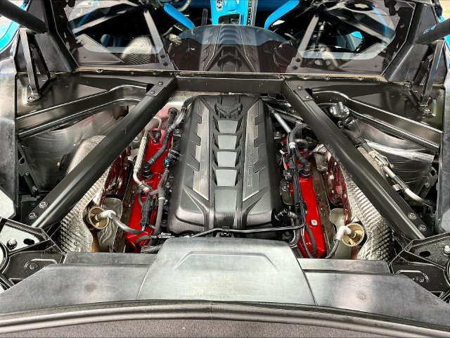 Used 2020 Chevrolet Corvette Stingray Premium Cpe w/ 3LT Preferred Equipment Group RWD image 27