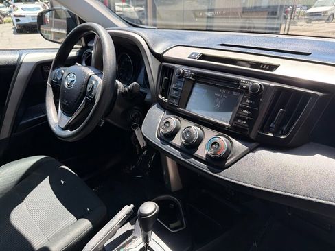 Used 2018 Toyota RAV4 LE w/ All Weather Liner Package AWD/4WD image 22