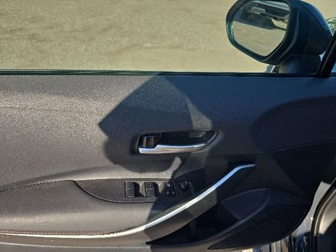 Used 2025 Toyota Corolla SE FWD image 8
