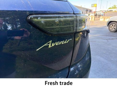 Used 2024 Buick Envision Avenir image 6