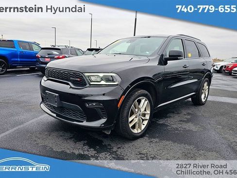Used 2023 Dodge Durango GT image 3