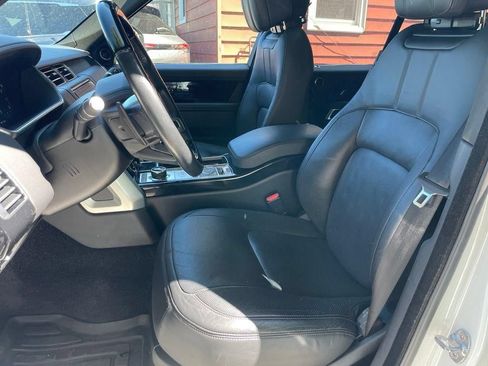 Used 2020 Land Rover Range Rover HSE AWD/4WD image 6