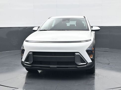 New 2026 Hyundai Kona SE image 2