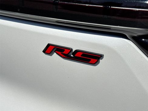 Used 2025 Chevrolet Equinox EV RS image 15