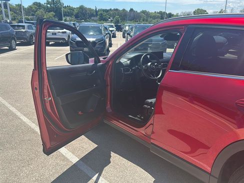 Used 2021 MAZDA CX-5 Grand Touring w/ GT Premium Package AWD/4WD image 3