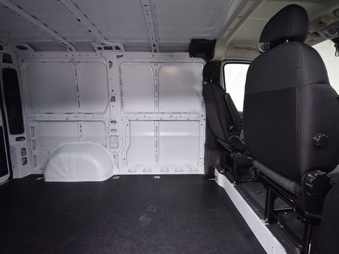 New 2026 RAM ProMaster 1500 w/ Cold Weather Group image 17