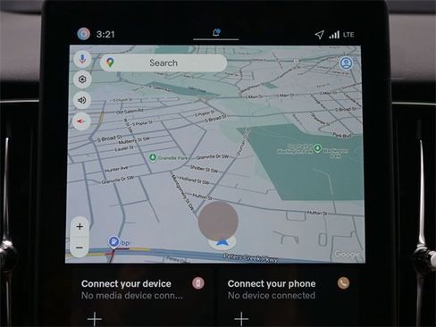 New 2026 Volvo XC60 B5 Plus w/ Protection Package Premier image 15