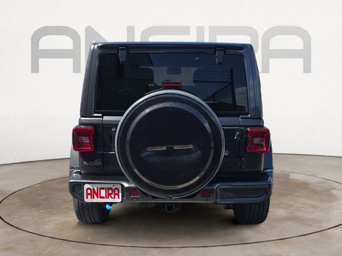 Used 2021 Jeep Wrangler Unlimited Sahara AWD/4WD image 9