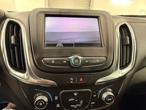 Used 2024 Chevrolet Equinox LT FWD image 29