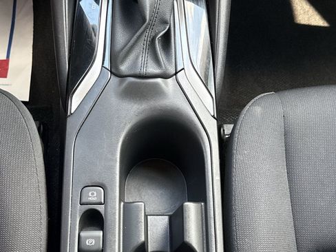 Used 2025 Toyota Corolla LE FWD image 26