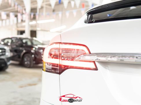 Used 2017 Tesla Model X 100D image 38