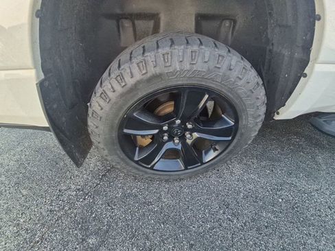 Used 2021 RAM 1500 Big Horn AWD/4WD image 9