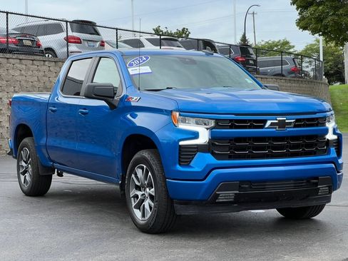 Used 2024 Chevrolet Silverado 1500 RST AWD/4WD image 35