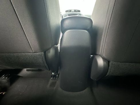 Used 2015 Kia Soul image 9