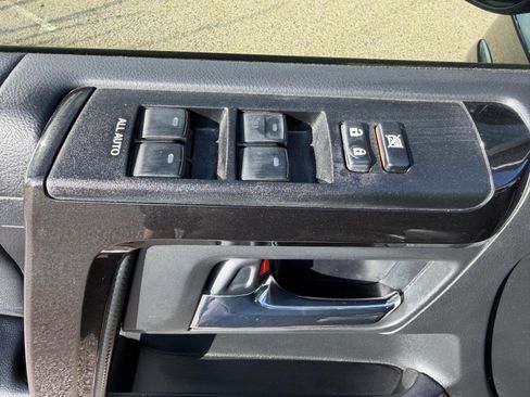 Used 2022 Toyota 4Runner TRD Off-Road Premium AWD/4WD image 19
