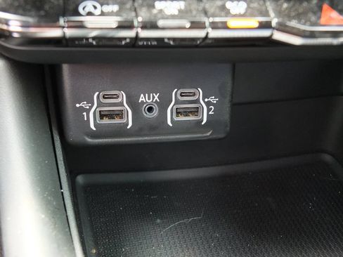Used 2023 Dodge Durango GT RWD image 30