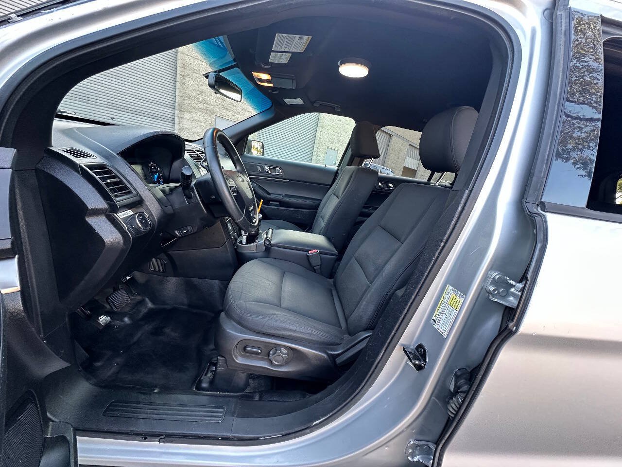 Used 2017 Ford Explorer 4WD Police Interceptor image 11
