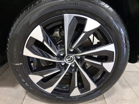 Certified 2025 MAZDA CX-50 2.5 Hybrid w/ Premium Plus Pkg AWD/4WD image 9