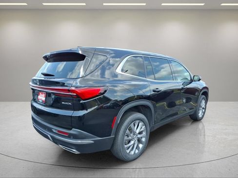 Used 2025 Buick Enclave Preferred AWD/4WD image 3