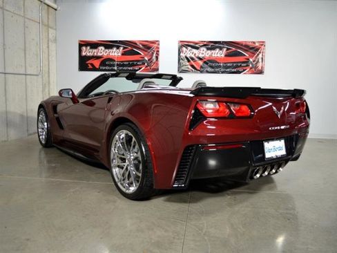 Used 2017 Chevrolet Corvette Grand Sport image 7