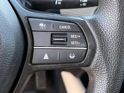 Certified 2023 Honda HR-V LX image 17